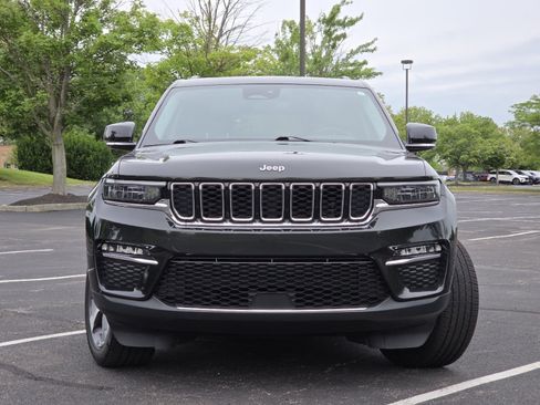 Used 2023 Jeep Grand Cherokee Limited AWD/4WD image 21