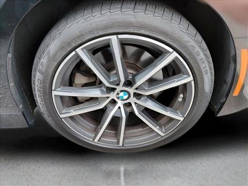 Used 2020 BMW 330i xDrive Sedan w/ Convenience Package AWD/4WD image 19