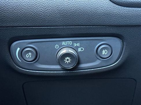 Used 2023 Buick Encore GX Select w/ Sport Touring Package AWD/4WD image 43