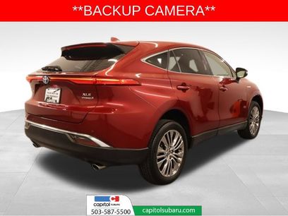 Used 2021 Toyota Venza XLE w/ Carpet Mat Package (TMS)