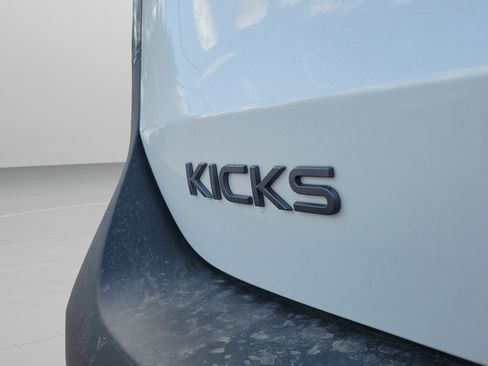 New 2026 Nissan Kicks SR w/ SR Premium Package image 8