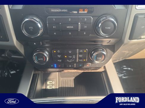 Used 2017 Ford F350 Lariat w/ Chrome Package AWD/4WD image 30
