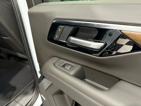 New 2026 Chevrolet Tahoe High Country image 30