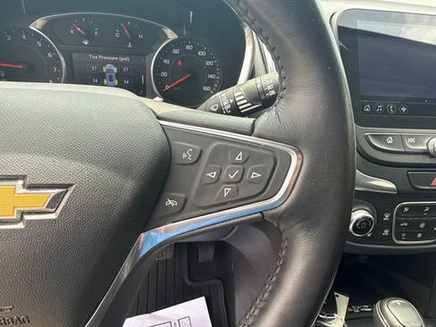 Used 2019 Chevrolet Equinox Premier AWD/4WD image 17