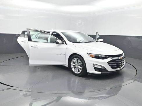 Used 2025 Chevrolet Malibu LT FWD image 35