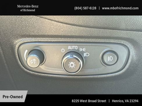 Used 2018 Chevrolet Equinox Premier w/ LPO, Cargo Package image 23