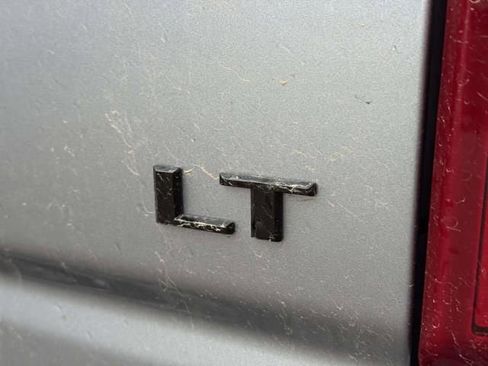 Used 2025 Chevrolet Silverado 1500 LT Trail Boss w/ Convenience Package II image 9