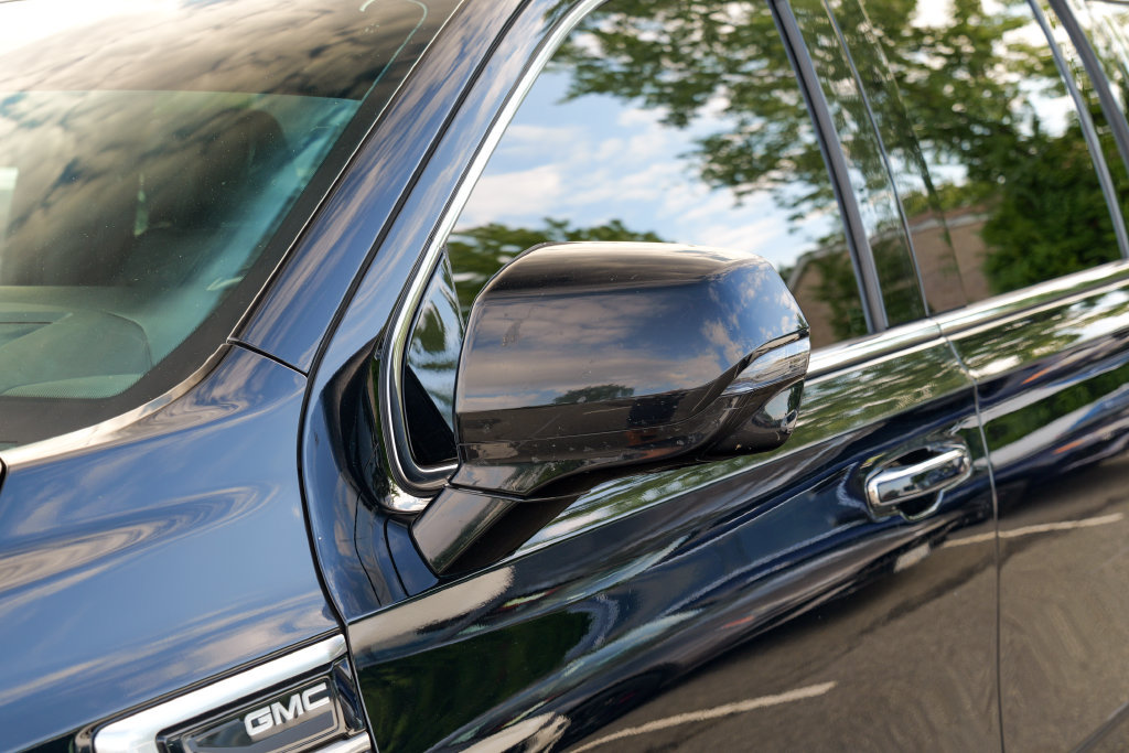 Used 2022 GMC Yukon XL Denali AWD/4WD image 11