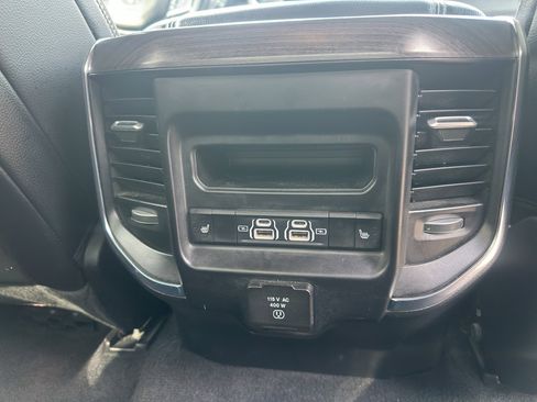 Used 2025 RAM 1500 Laramie image 18