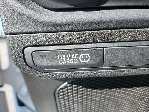 Certified 2024 Jeep Gladiator Mojave w/ Technology Group image 26