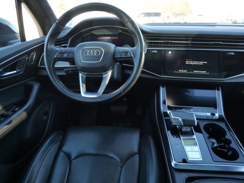 Used 2022 Audi Q7 3.0T Prestige image 19
