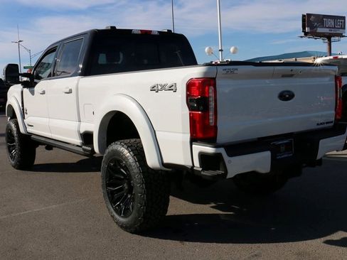 New 2026 Ford F250 Lariat w/ Black Appearance Package image 7