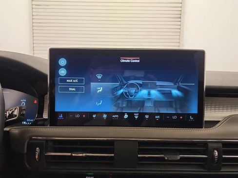 Used 2023 Lincoln Corsair AWD w/ Equipment Group 101A image 29
