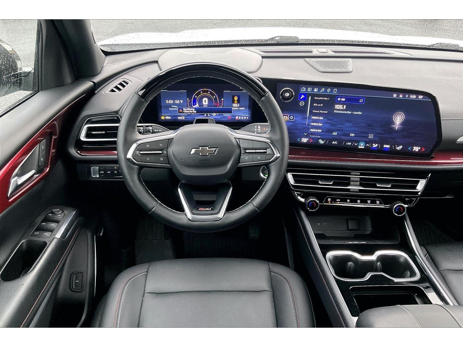 Used 2025 Chevrolet Traverse Z71 w/ Enhanced Driving Package AWD/4WD image 5