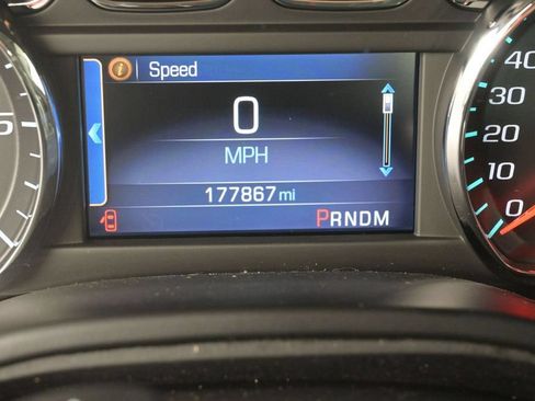 Used 2015 Chevrolet Tahoe LT AWD/4WD image 33