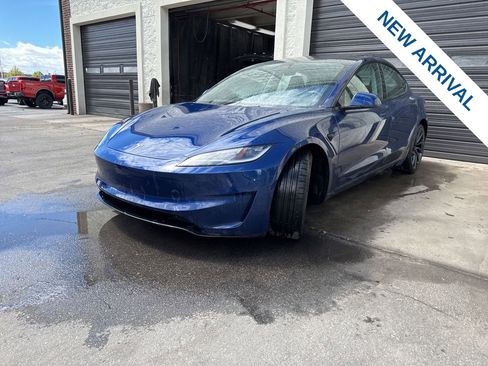 Used 2024 Tesla Model 3 Performance image 3