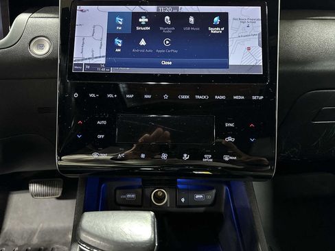 Used 2022 Hyundai Santa Cruz Limited image 22