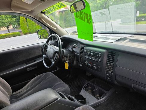 Used 2003 Dodge Dakota Sport AWD/4WD image 15
