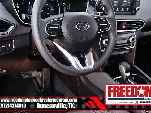 Used 2020 Hyundai Santa Fe SEL image 25