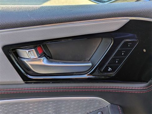 Used 2022 Acura MDX A-Spec image 13