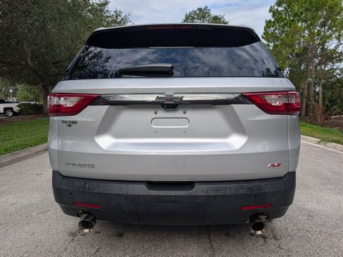 Used 2020 Chevrolet Traverse RS FWD image 7