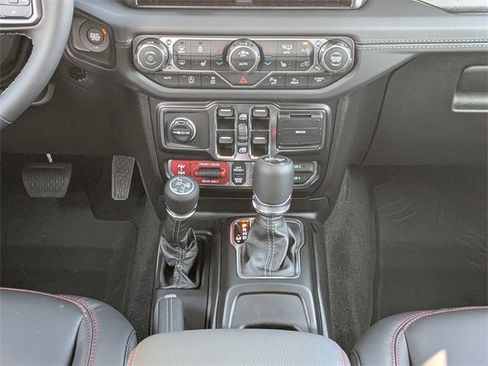 New 2026 Jeep Wrangler Unlimited Rubicon image 19