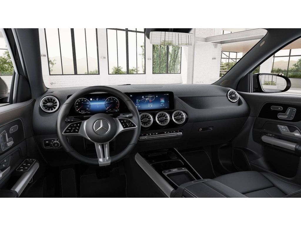 New 2026 Mercedes-Benz GLA 250 4MATIC image 3