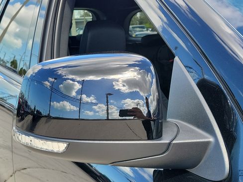 New 2026 Dodge Durango GT image 9