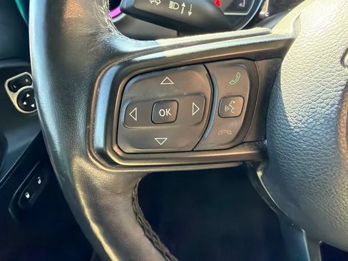 Used 2019 Jeep Wrangler Unlimited Sport AWD/4WD image 23
