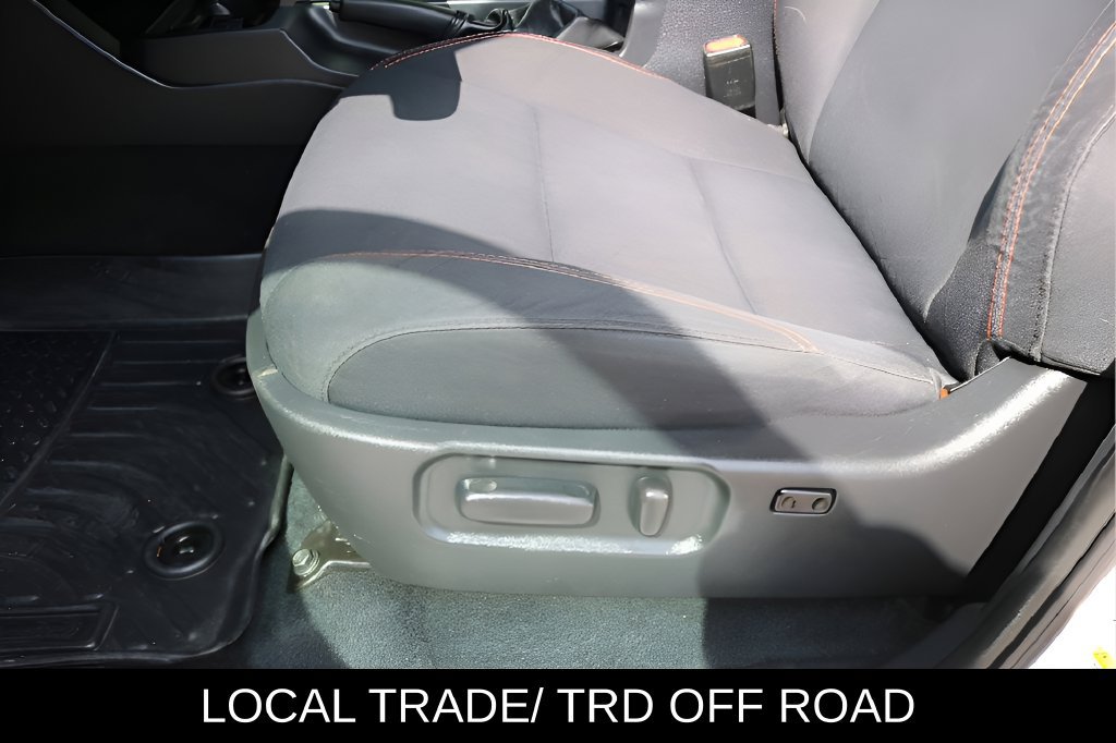 Used 2020 Toyota Tacoma TRD Off-Road AWD/4WD image 13