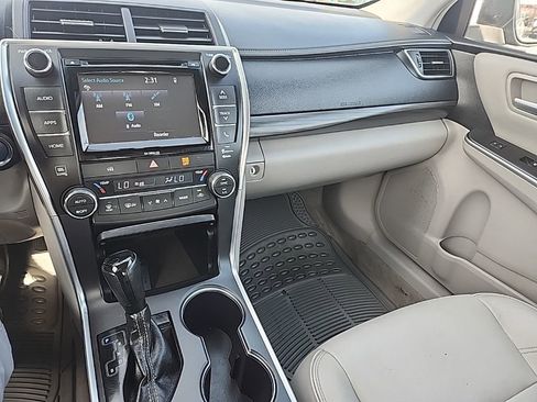 Certified 2017 Toyota Camry XLE w/ Moonroof Package image 12