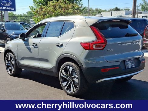 New 2025 Volvo XC40 B5 Ultra w/ Protection Package Premier image 5