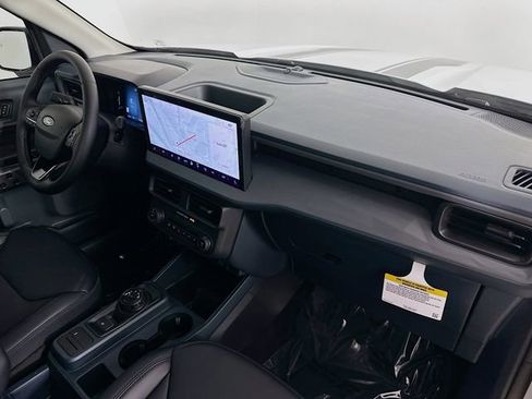 New 2026 Ford Maverick Lariat w/ Black Appearance Package image 29