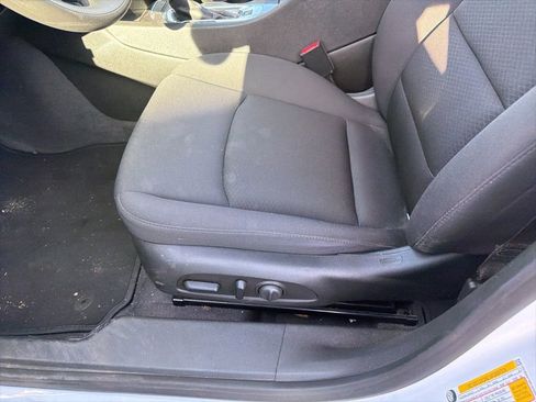 Used 2023 Chevrolet Malibu LT FWD image 14