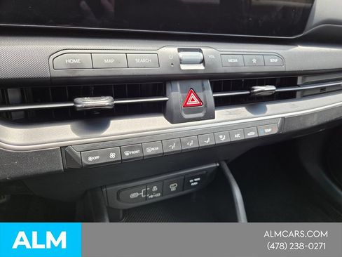 Used 2025 Kia K4 FWD image 18