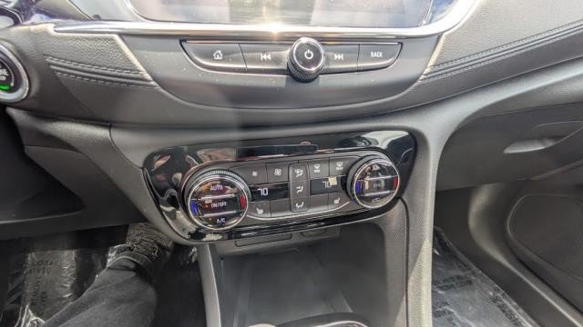 Used 2021 Buick Enclave Avenir w/ Avenir Technology Package AWD/4WD image 40