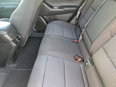 Used 2025 Chevrolet Equinox LT FWD image 19