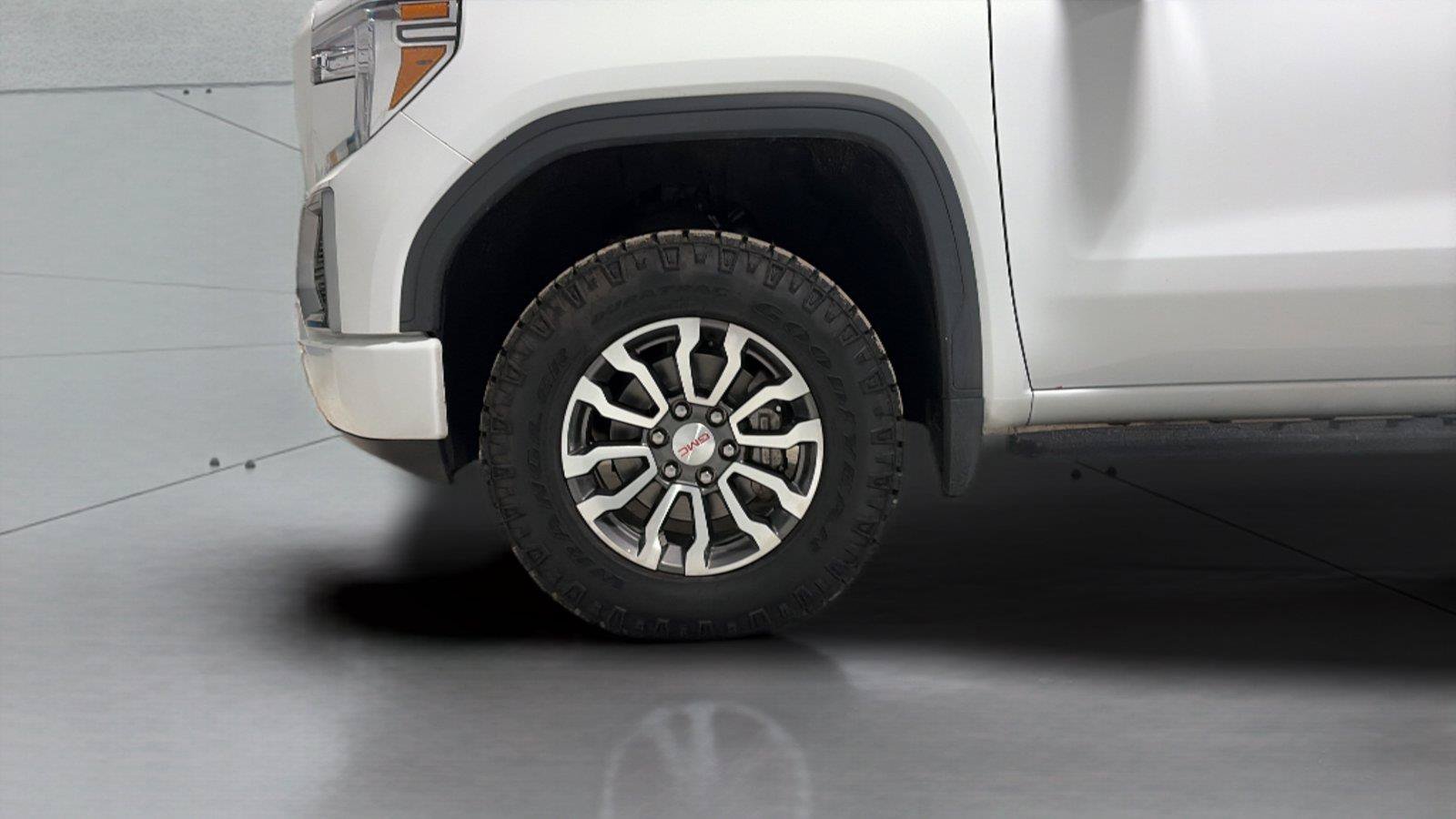 Used 2022 GMC Sierra 1500 AT4 w/ AT4 Premium Package AWD/4WD image 28