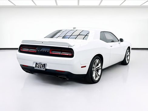 Used 2022 Dodge Challenger R/T image 4
