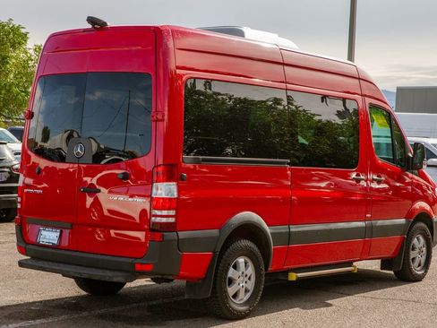 Used 2016 Mercedes-Benz Sprinter 2500 image 4