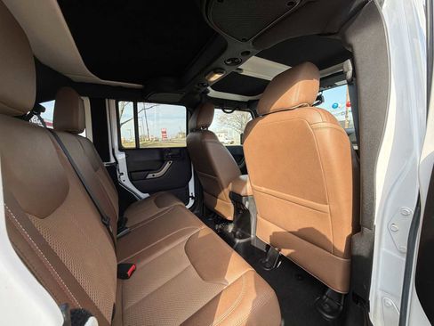 Used 2017 Jeep Wrangler 75th Anniversary image 14