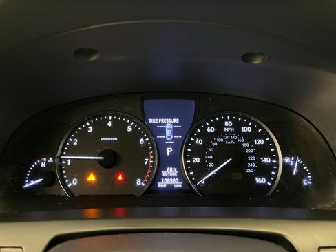 Used 2015 Lexus LS 460 4dr Sdn RWD w/ Comfort Package image 18