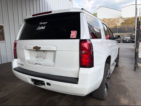 Used 2015 Chevrolet Tahoe LT RWD image 3