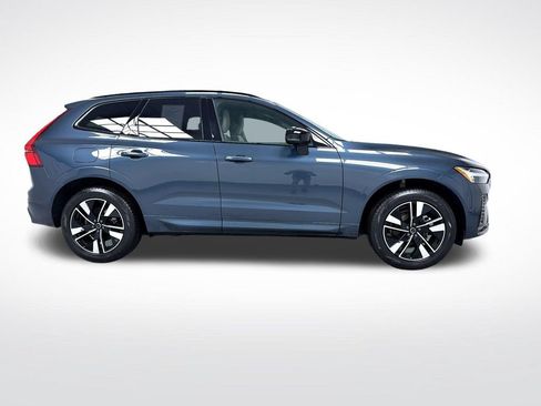 Used 2026 Volvo XC60 B5 Plus w/ Climate Package AWD/4WD image 2