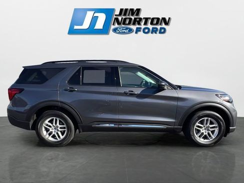 New 2025 Ford Explorer Active w/ Active Comfort Package image 2