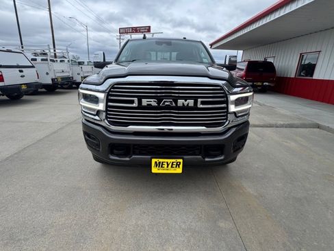 Used 2024 RAM 2500 Laramie w/ Safety Group AWD/4WD image 3