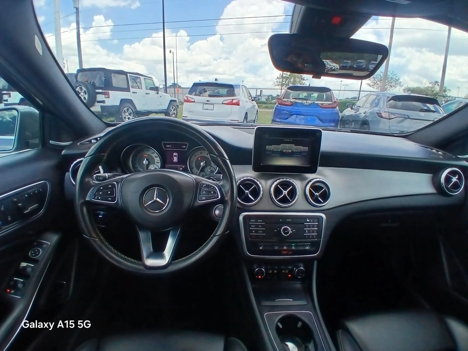 Used 2017 Mercedes-Benz GLA 250 w/ Premium Package image 22