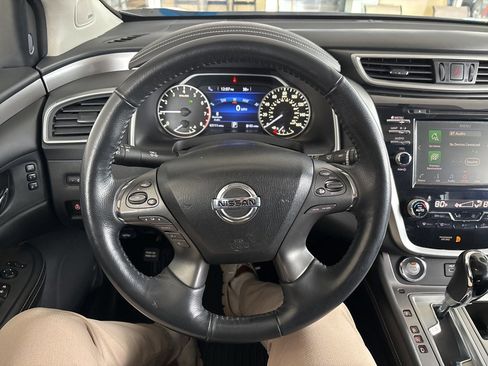 Used 2019 Nissan Murano Platinum image 11