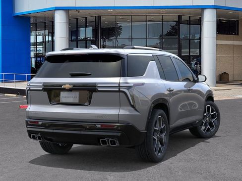 New 2026 Chevrolet Traverse High Country image 4