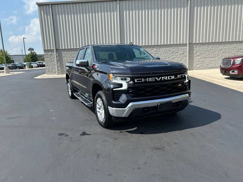 Used 2023 Chevrolet Silverado 1500 LT w/ Z71 Off-Road Package AWD/4WD image 6